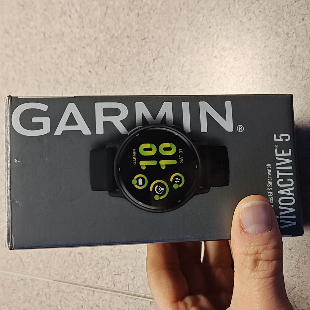 NEW! Garmin Vivoactive 5